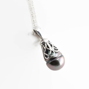 Saltwater Pearl Necklace, Black Tahitian Pearl Necklace, Tahitian Pearl, Saltwater Pearl Charm, Pendant Sterling Silver, Handmade Pendant