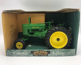 ERTL 1958 John Deere Model 630 LP Tractor Die Cast in Box Scale 1:16