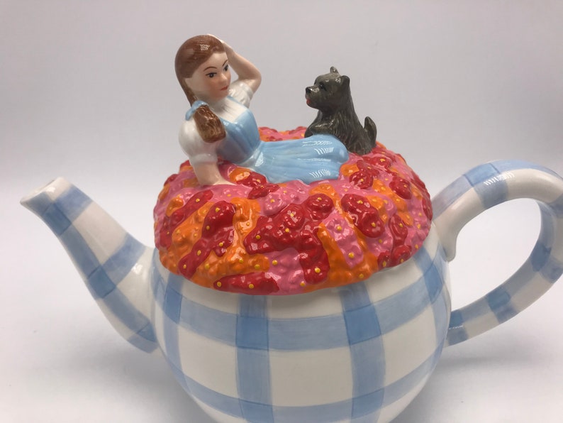 The Wizard of Oz Dorothy Tea Pot Vintage Collectable Etsy