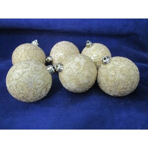Gold Glitter Frit Floral Scroll Vintage Round Ball Christmas Ornaments Six EUC