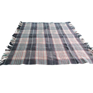 Vintage Plaid Wool Blend Stadium Throw Blanket Fringe Minor Damage No Lable GUC