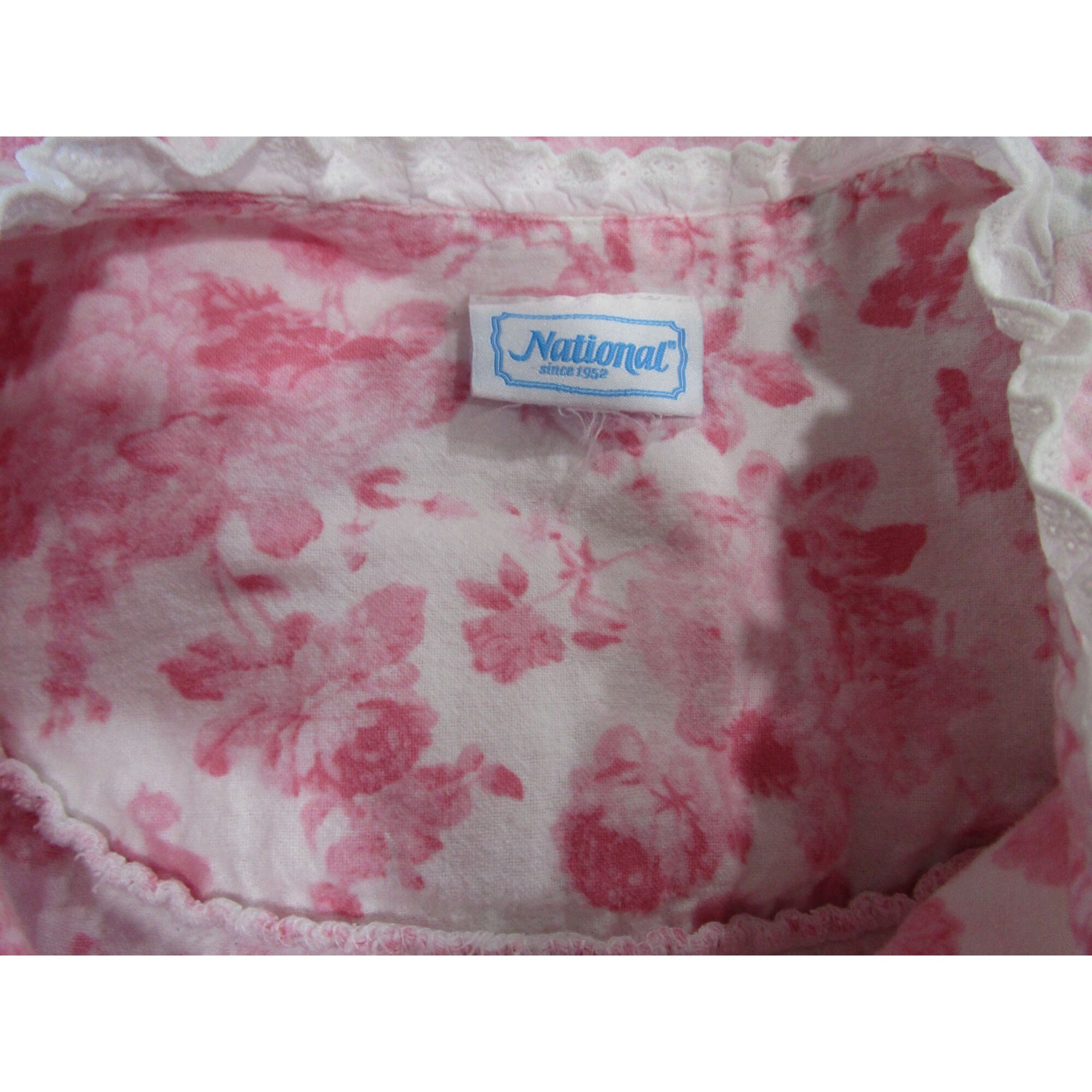 控えめなフランネルナイトガウン ピンクローズ ナショナル レディース