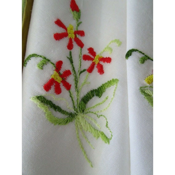 Vintage Ladies Floral Embroidered Handkerchiefs S… - image 3