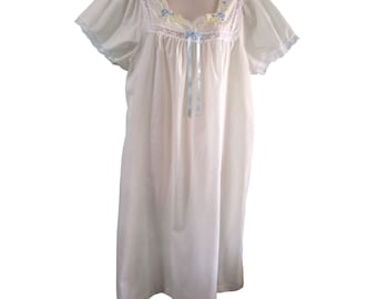 Vintage Carole Voile Womens Night Gown M EUC Light Yellow Blue Embroidery