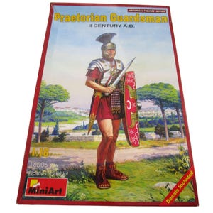MiniArt Praetorian Guardsman 1:16 Scale Historical Figure Model New Box Damage