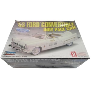 53 Ford Convertible Indy Pace Car 1/25 Scale Model Lindberg Sealed Box Damage
