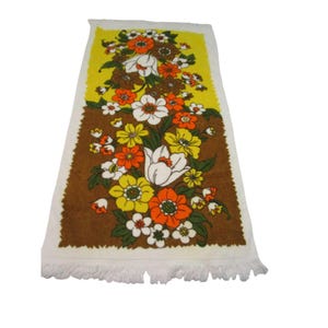 Vintage 1970s Royal Terry California Floral Cotton Bath Towel GUC