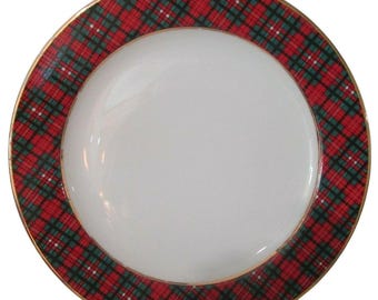 Christmas Plaid Tartan 10&quot; Dinner Plate Lillian Vernon White Field Gold Trim EUC