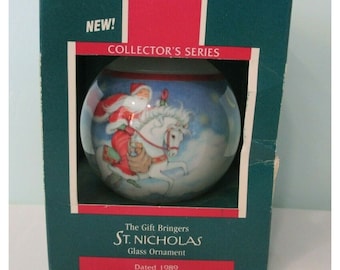 The Gift Bringers First Edition 1989 Hallmark Keepsake Ornament Glass Ball New