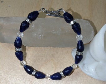 Bracciale con perline di zaffiro e cristallo di rocca; Bracciale con pietre preziose; Gioielli con pietre preziose; Gioielli con perline; Bracciale con perline