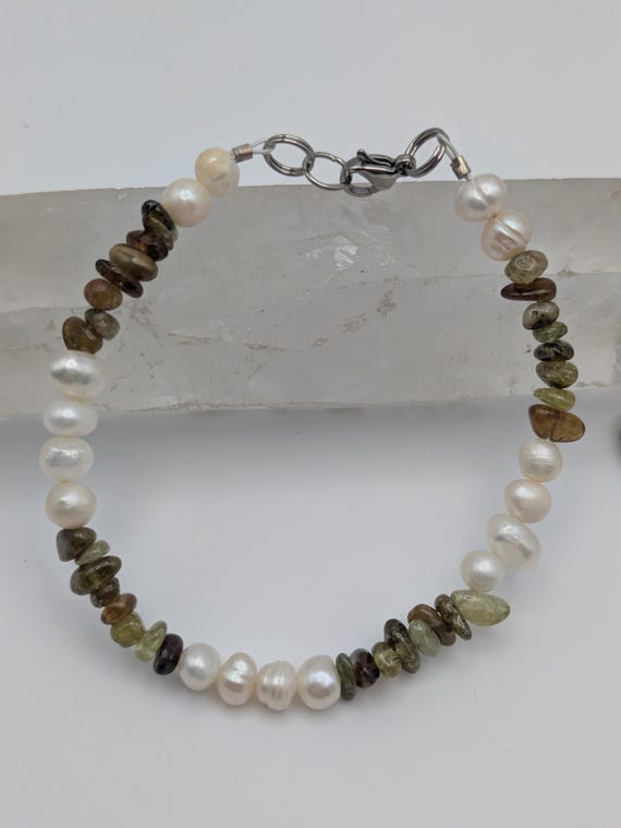 Grossular Garnet and Freshwater Pearl Bracelet; Gemstone Bracelet; Beaded Bracelet; Gemstone Jewelry; Beaded Jewelry; OOAK; Crystal Jewelry