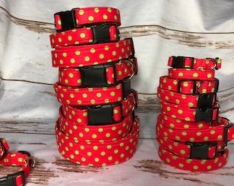 Dog Collar, adjustable dog collar, side release dog collar,  holiday dog collar, Christmas dog collar, red and green polka dot, Christmas