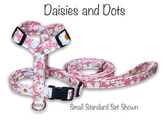 Daisy dog harness and leash set, floral dog harness, polka dots, dog harness girl, pink, step in, Roman,  adjustable, fabric dog harness
