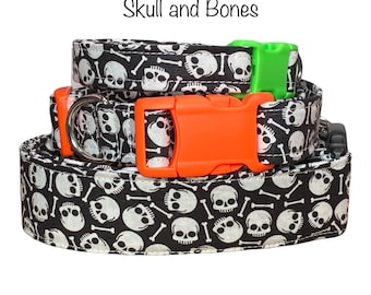 Skull dog collar, Halloween dog collar, adjustable collar, skull cat collar, cat collar, washable, side release collar, fabric collar, skull