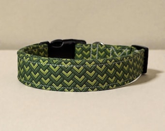 Green Geometric Dog collar: handmade collar, Washable fabric, adjustable side release, webbing core, customizable hardware, funny dog collar