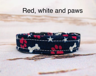 Dog Collar, boy dog collar, adjustable collar, side release collar, buckle dog collar, patriotic dog collar, stars, blue, paws, white stars