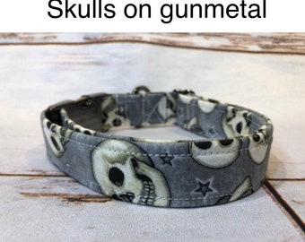 Skulls dog collar and leash set, gunmetal hardware, skulls dog collar, skulls leash, side release, adjustable, washable, eco friendly collar