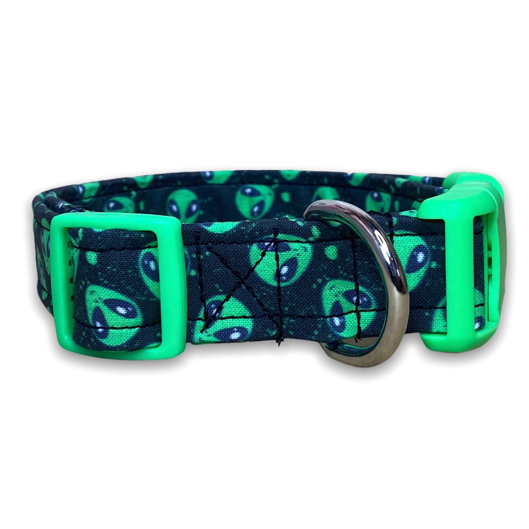 Alien Dog collar, Sci Fi dog collar, SciFi, funny dog collar, green