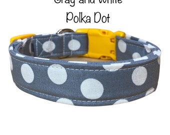 Gray polka dot dog collar, girl dog collar, adjustable collar, side release collar, washable dog collar, fabric dog collar, female, gray