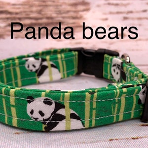 May include: Green and white dog collar with a black buckle and a panda bear print. The collar has the text "Panda bears" printed on it.