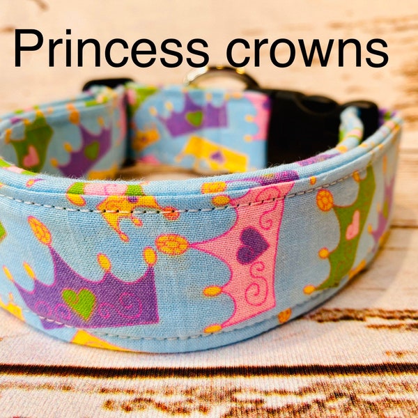 Princess dog collar, princess crowns, girl dog collar, adjustable collar, washable collar, side release collar, fabric dog collar, crowns