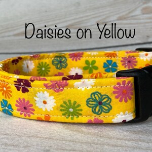 Dog Collar, girl dog collar, martingale collar, adjustable collar, buckle dog collar, yello, daisy, daisies, floral collar, daisy dog collar