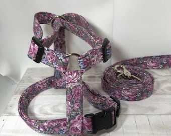 Dog harness, Harness and leash, step in harness, standard harness, dog harness set, dog halter, girl, vintage, purple rose, purple floral