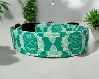 Sugar skull dog collar, dog collar, day of the dead, wide dog collar, handmade dog collar, adjustable washable collar, fabric dog collar