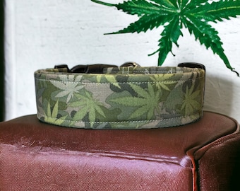 Weed leaf dog collar, funny dog collar, side release adjustable dog collar, washable dog collar, handmade dog collar, fabric dog collar