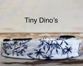 Dinosaur dog collar, tiny dinosaurs, white, blue, boy dog collar, adjustable collar, washable collar, side release dog collar, eco friendly