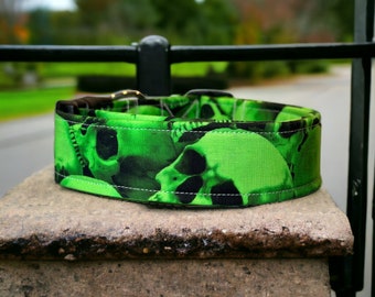 Green skull dog collar, large dog collar, handmade dog collar, wide dog collar, washable dog collar, side release adjustable collar
