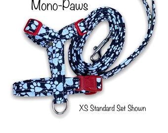 Paw dog harness and leash set, standard Roman harness, step in harness, adjustable dog harness, washable, black, white, paws, matching leash