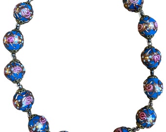 Exquisite Venetian Wedding Cake Glass Necklace - Art Decor Elegance