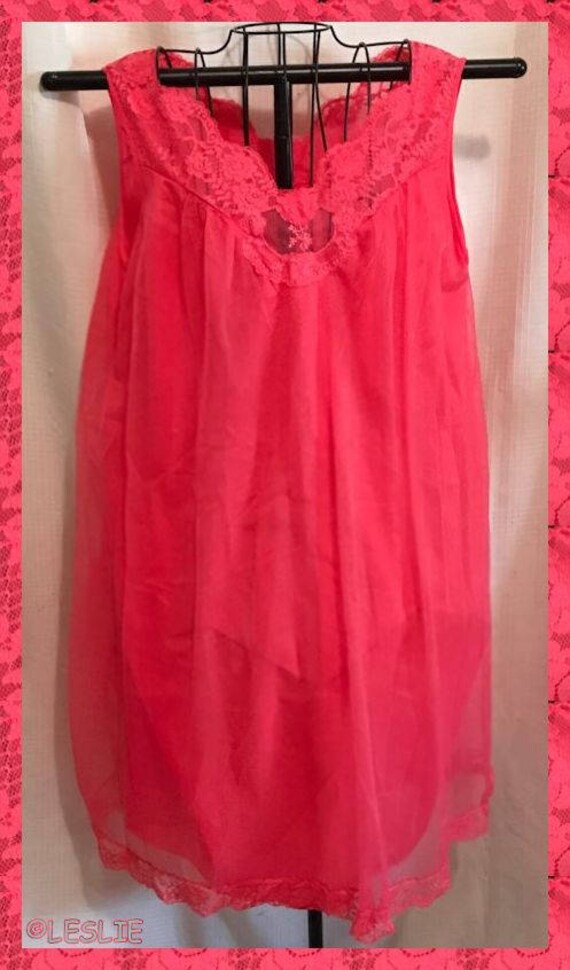 Vanity Fair Vintage Pink Half Slip . Gem