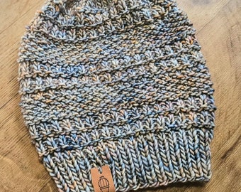 Blue Peach Knit Lightweight Beanie Adult Medium