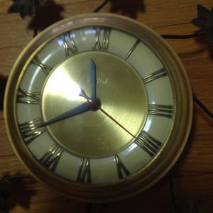 Mid Century United Maple Leak Clock Brass Farmhouse Cottage - Etsy