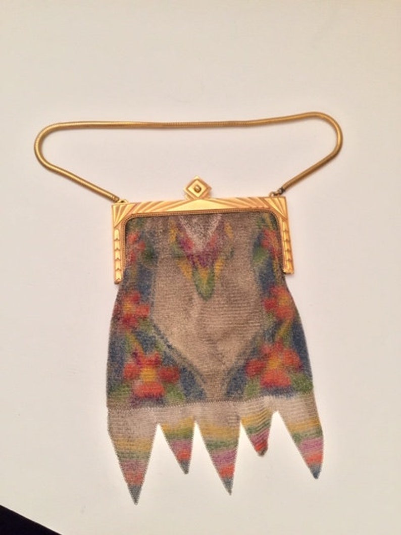 1920/'s Fine Chain Mesh Flapper Purse Unique Art Deco Design and Clasp Roaring 20/'s Whiting and Davis Style Flapper Antique Purse Hollywood