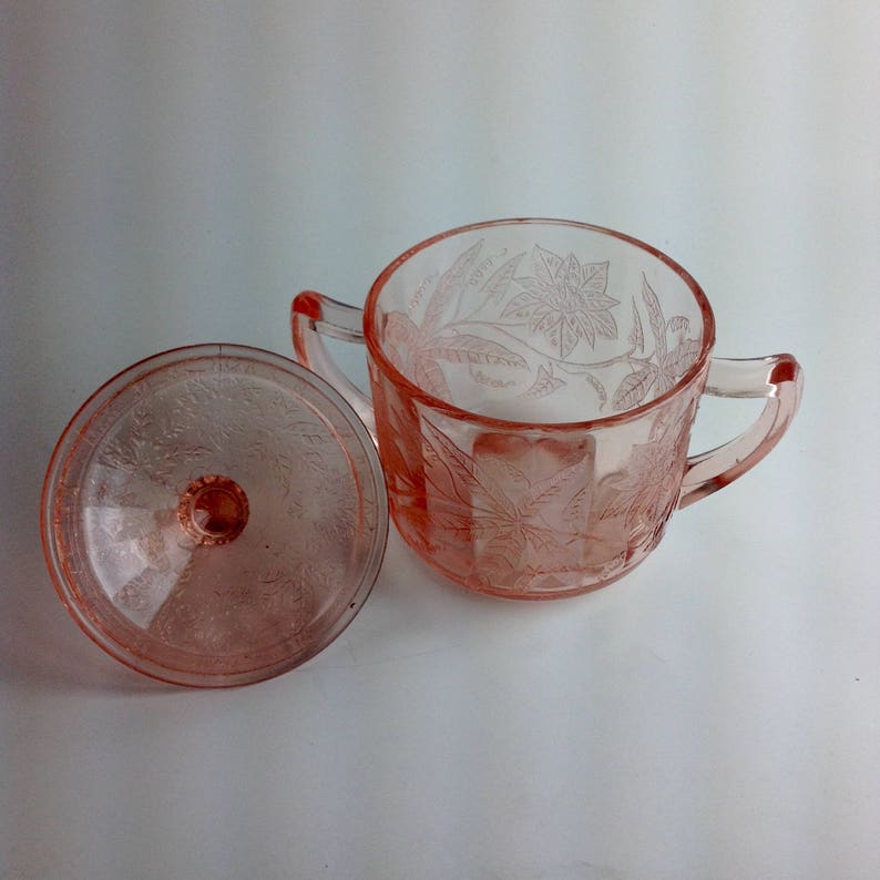 Jeanette Floral Pink Sugar Jar with Lid Poinsettia Design 1930/'s Depression Glass Cottage Chic Covered Sugar Bowl