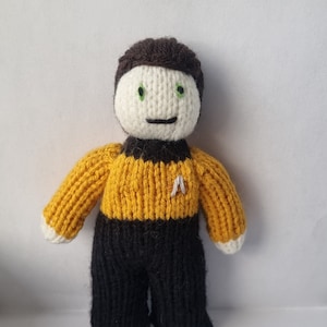 Data (Star Trek) knitted doll