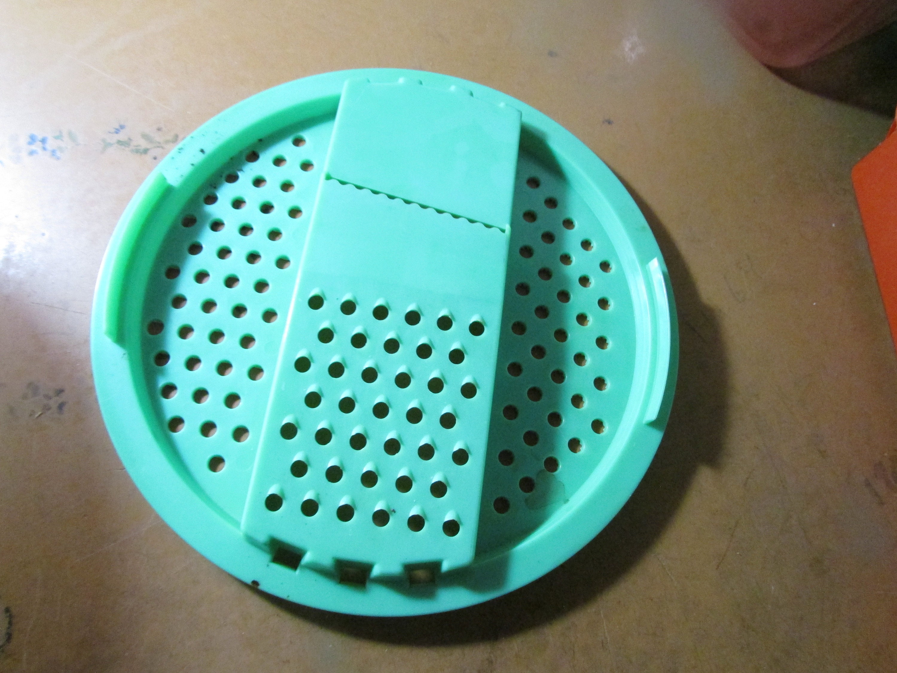 Tupperware, Kitchen, Tupperware Bowl Cheese Grater Slicer Bowl Jadeite  Green 786 787 Vintage