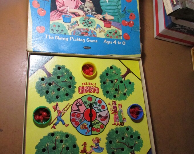 Whitman 1960 4703 Hiho Cherry O the Cherry Picking Game Complete Board