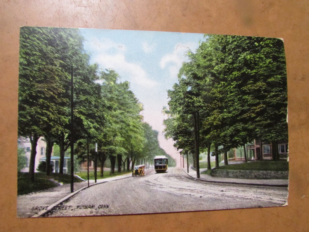 Vintage Grove Street Putnam Conn Original Tourist Historical Postcard
