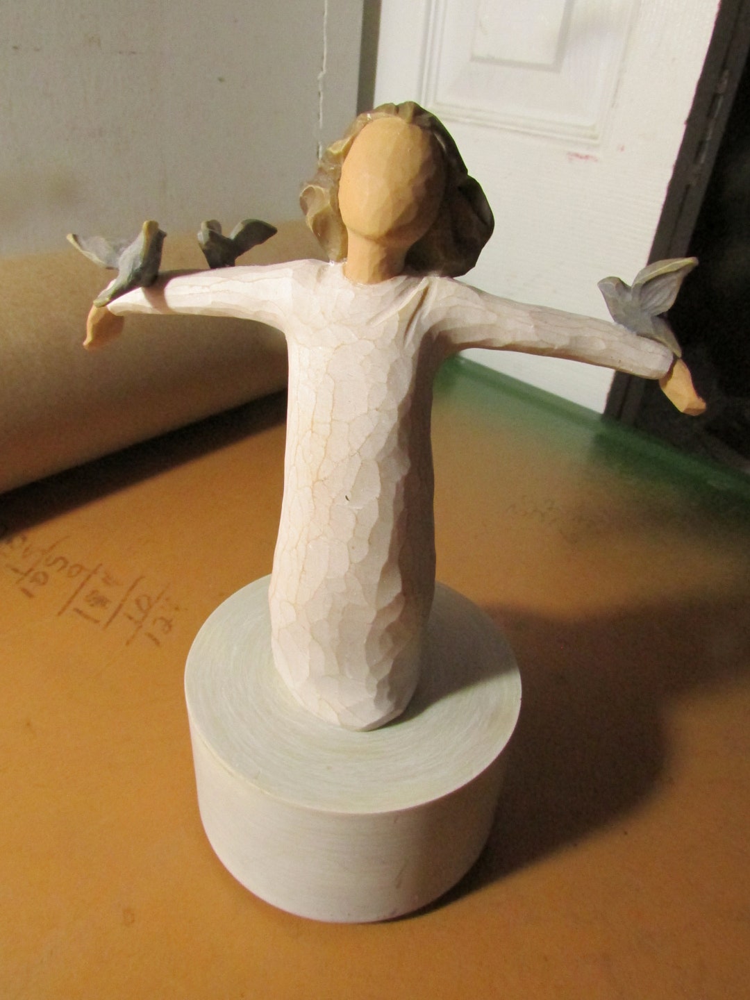 Willow Tree Happiness Musical Rotating Figurine Plays Waltz of the