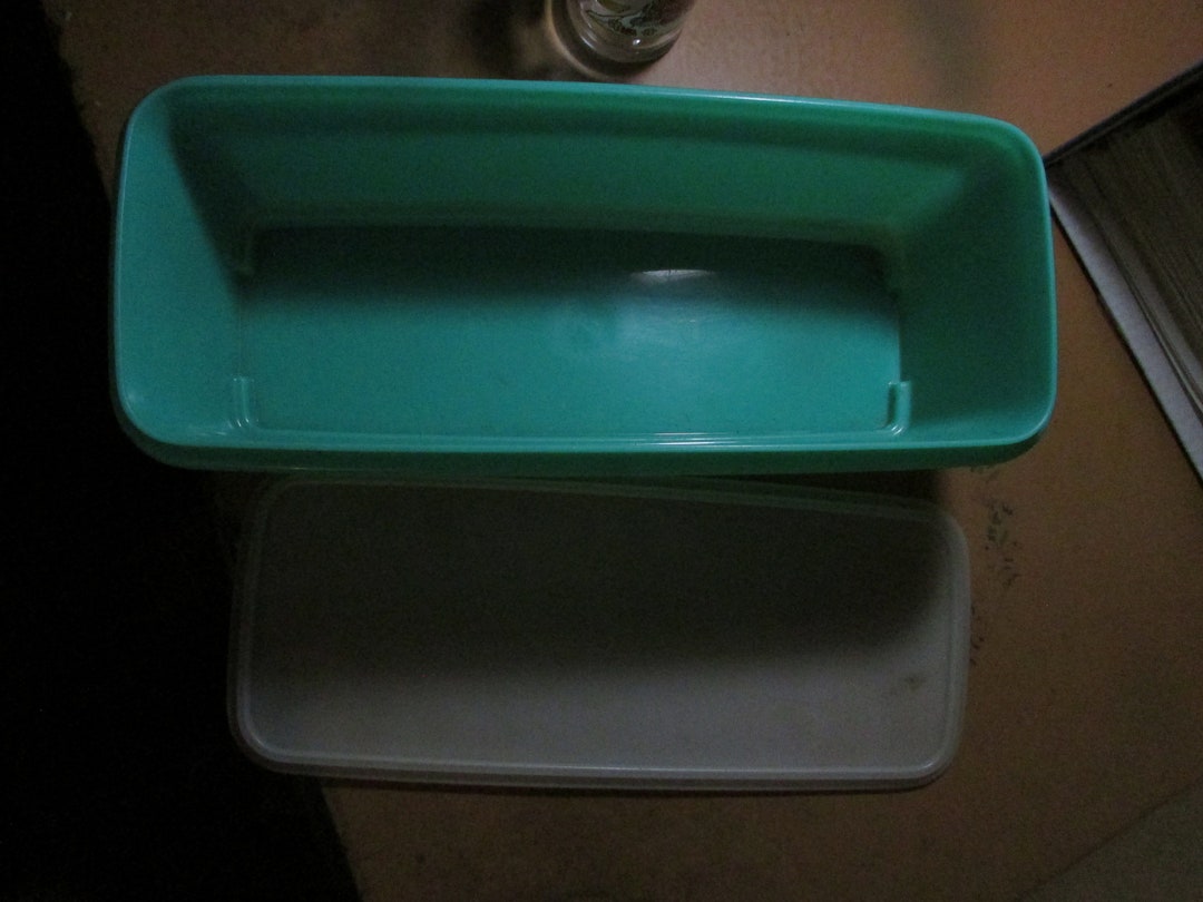Vintage Tupperware Bread Box Jadeite Green 782-3 W/lid 784-3 NO INSERT ...