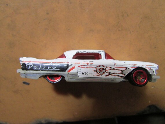 ミニカー Hot Wheels 57 Cadillac El Dorado B Hot Wheels 57 Cadillac Eldorado Brougham 1/64 Die Cast Free USA