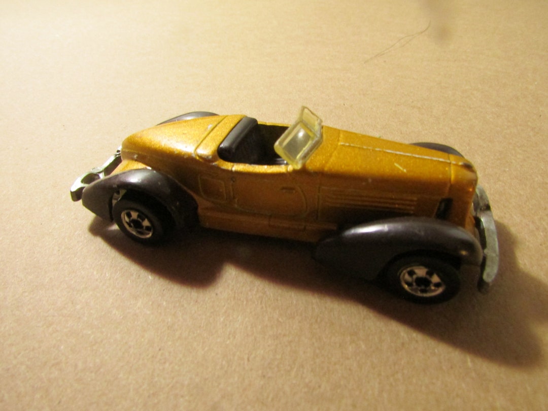 Hot Wheels - Voiture Miniature Auburn 852 - Échelle 1/64, Pneus Blackwall