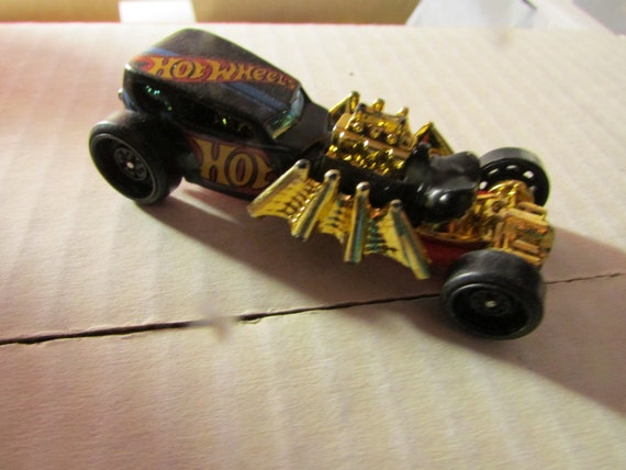 Diecast Hot Wheels Street Creeper Gold Hot Wheels 2019 Super