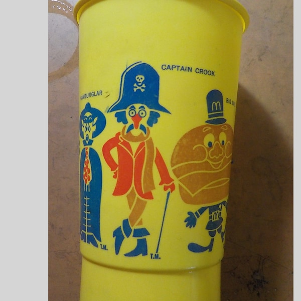 Vintage 1960's 1970's RARE McDonalds Restaurants Apple Pie Tree Mc Cheese Big Mac Plastic Drink Cup RARE Free USA Shipping