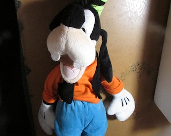 Disney Store Goofy Plush Doll Toy Free USA Shipping