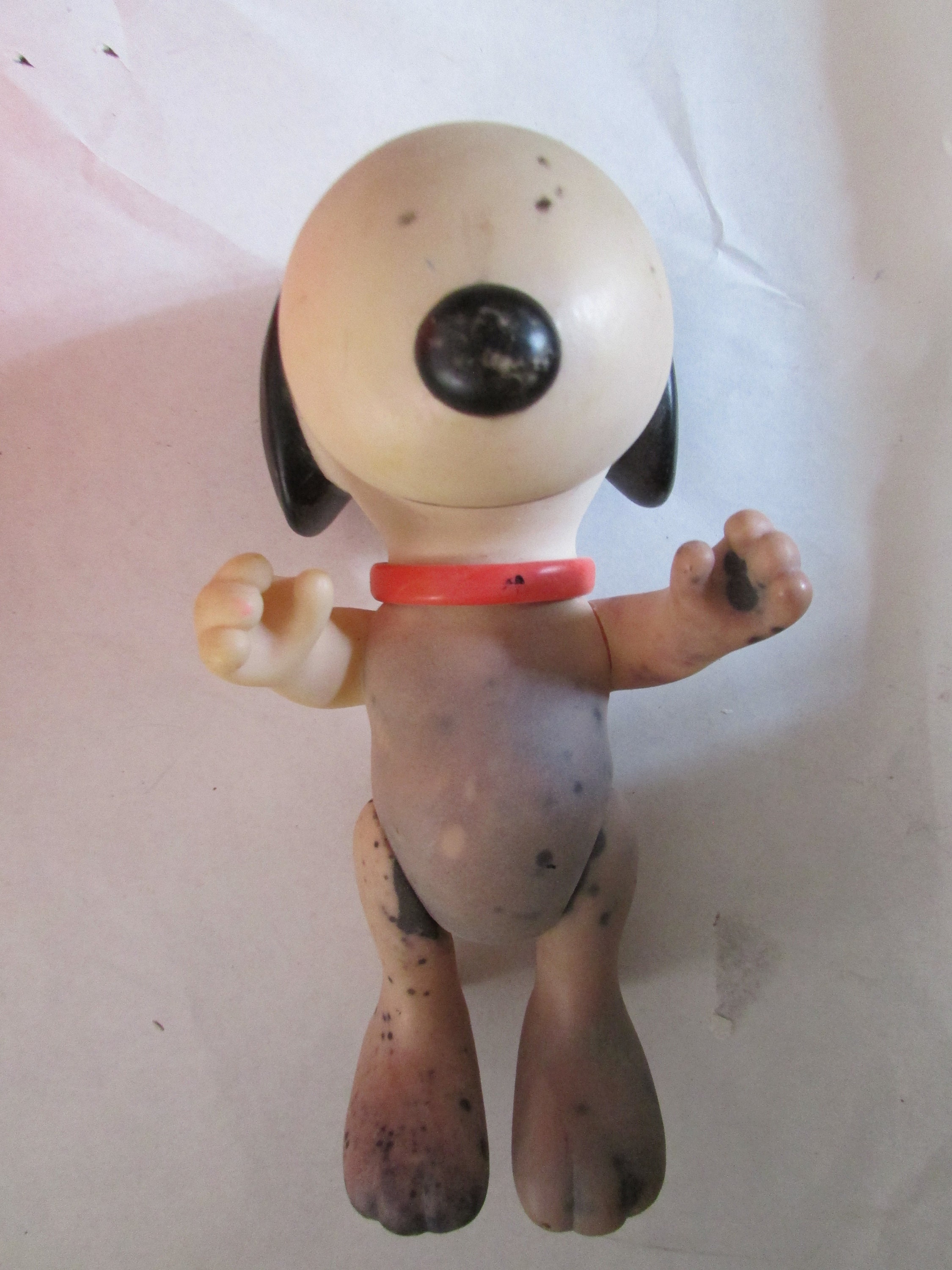 Vintage 1966 (2) Snoopy Peanuts Plastic Toy Dolls United Vintage 1966 (2) Snoopy Peanuts Plastic Toy Dolls United